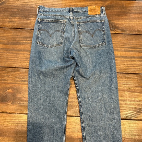 Levi Wedgie Jeans - Picture 2 of 5